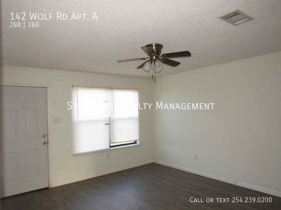 142 Wolf Rd Apt A - Photo 3 of 10