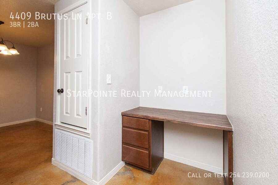 4409 Brutus Ln Apt B - Photo 7 of 19
