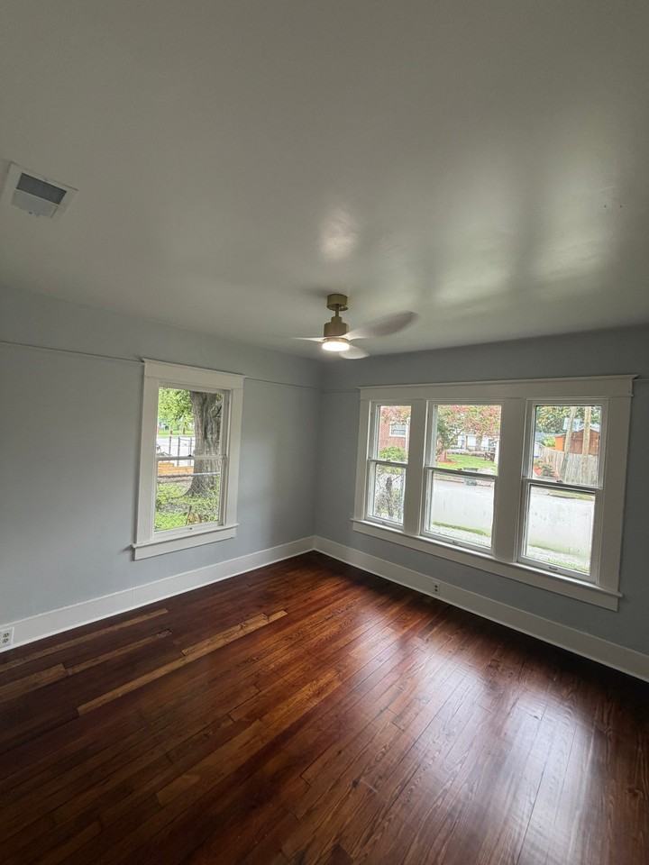 116 Sans Souci St - Photo 5 of 19