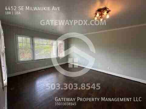 4452 Se Milwaukie Ave - Photo 5 of 31