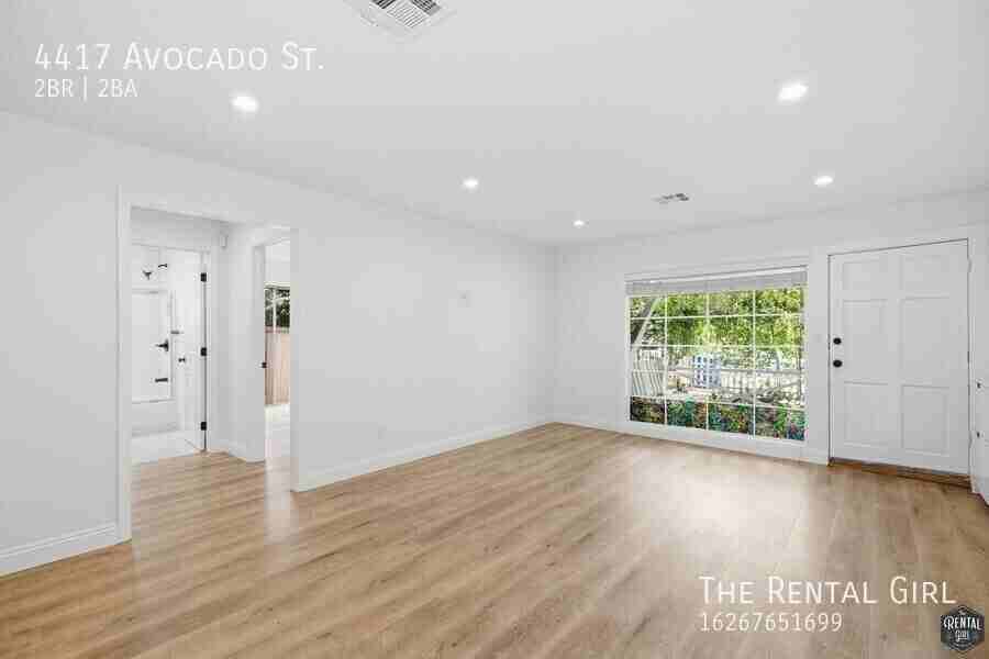 4417 Avocado St - Photo 7 of 24