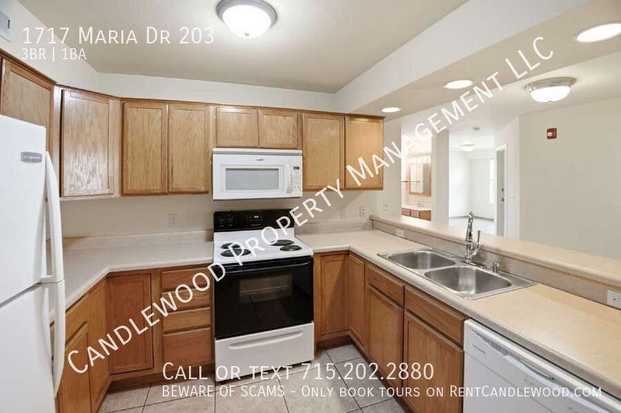 1717 Maria Dr - Photo 5 of 18