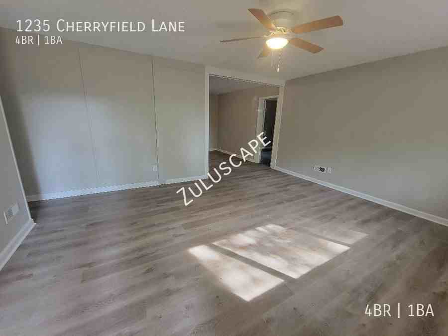 1235 Cherryfield Ln - Photo 4 of 16