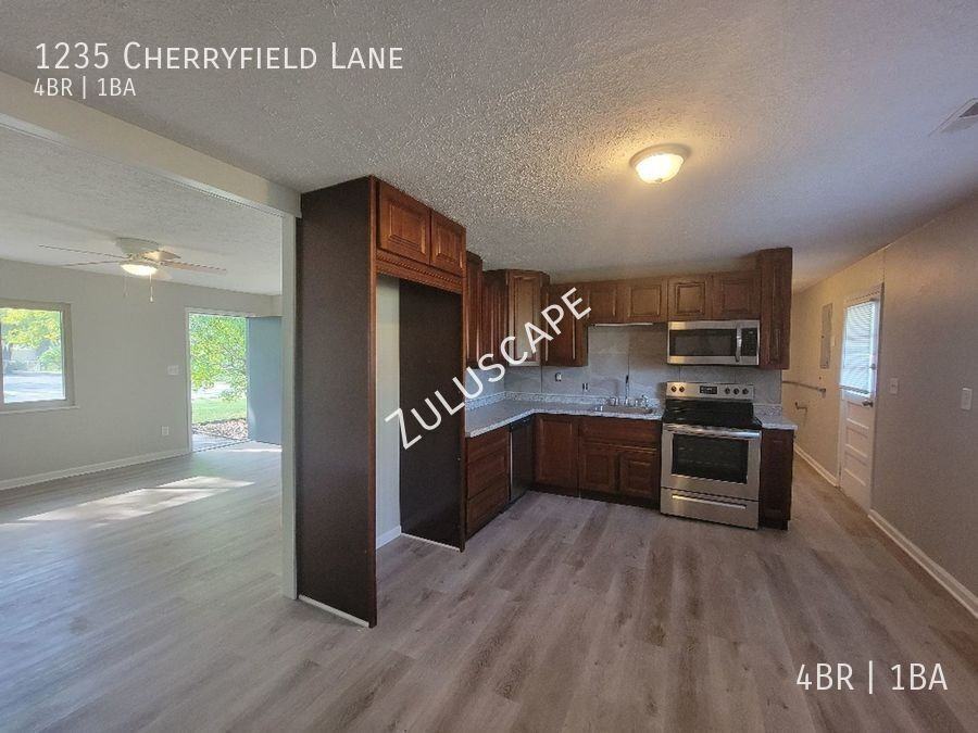 1235 Cherryfield Ln - Photo 5 of 16