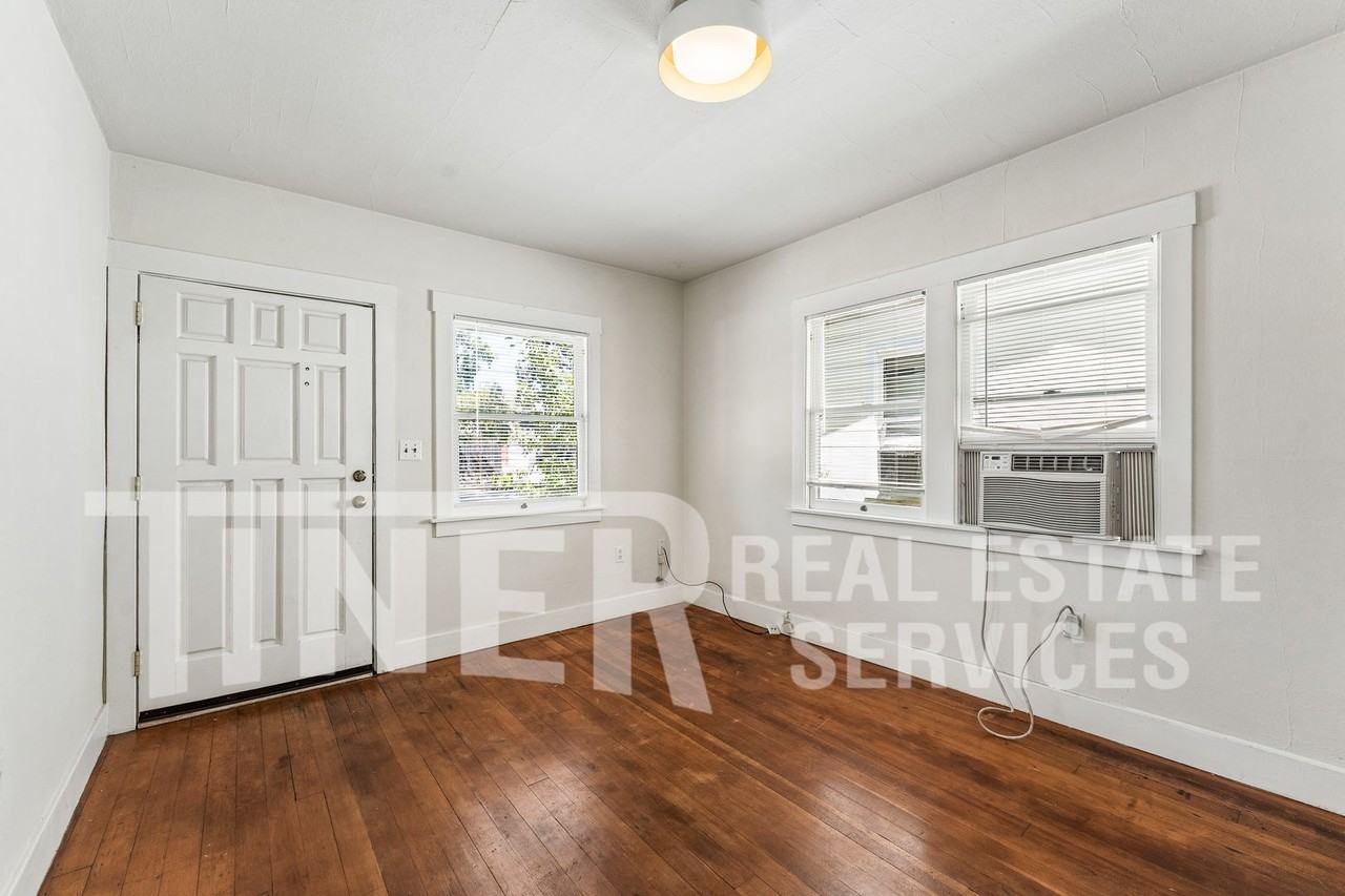314 Los Vegas Ave - Photo 7 of 21