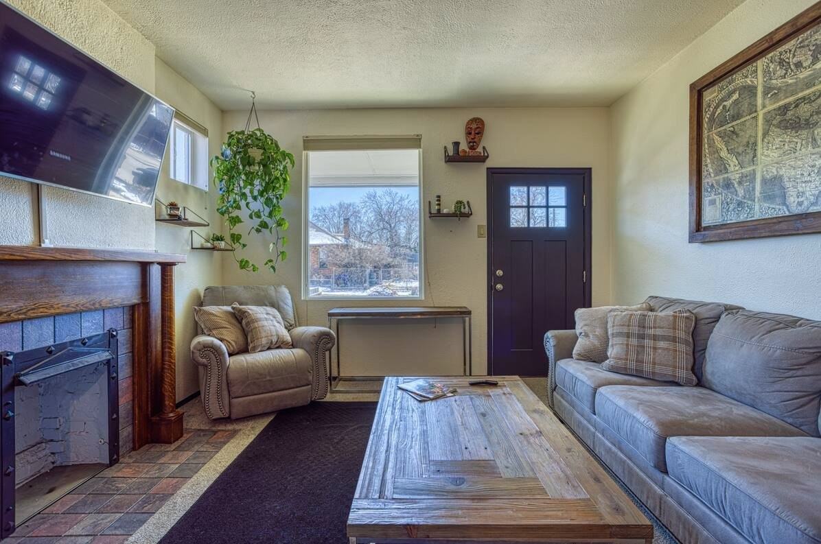 781 E Simpson Ave #781 - Photo 3 of 13