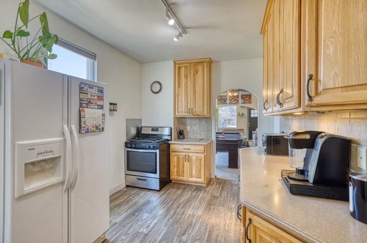 781 E Simpson Ave #781 - Photo 4 of 13