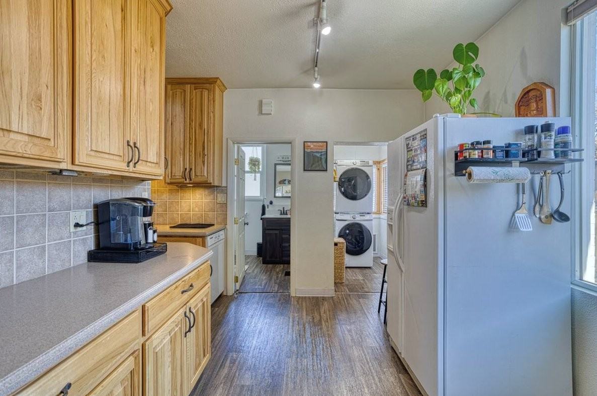 781 E Simpson Ave #781 - Photo 5 of 13