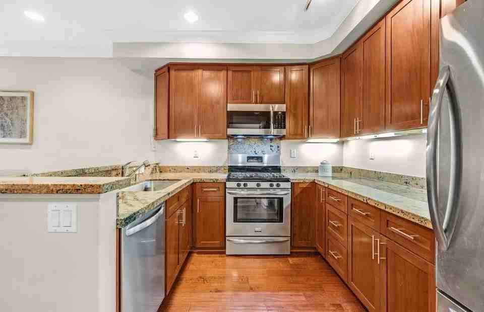 29 Megan Dr - Photo 4 of 18