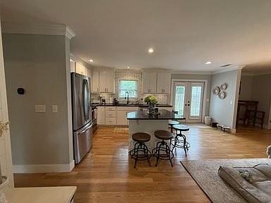 1003 Bradford Ave - Photo 3 of 12