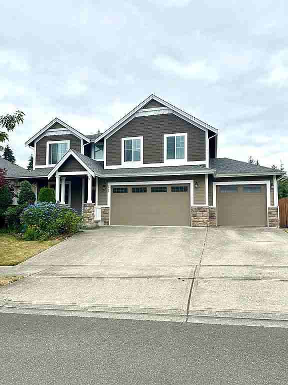 3909 20th Ave Ne - Photo 2 of 18