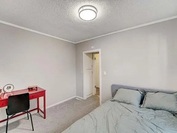 3510 Newton Ave N - Photo 4 of 11