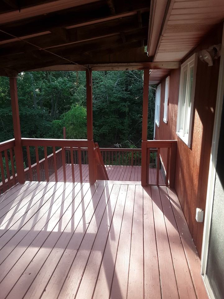 94 Ocean Ave - Photo 4 of 9