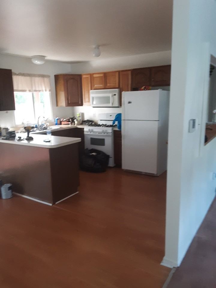 94 Ocean Ave - Photo 6 of 9