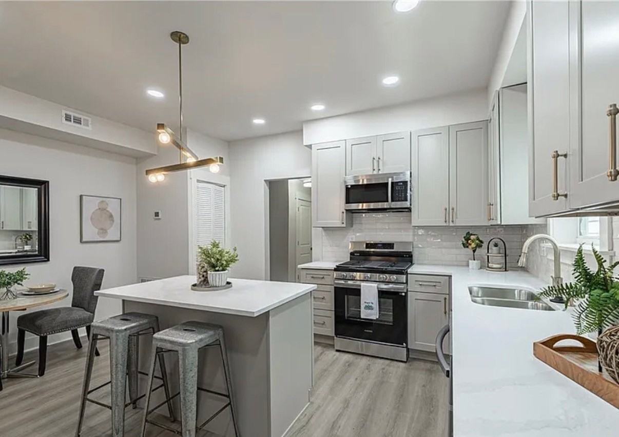 606 N 23rd St - Photo 6 of 20