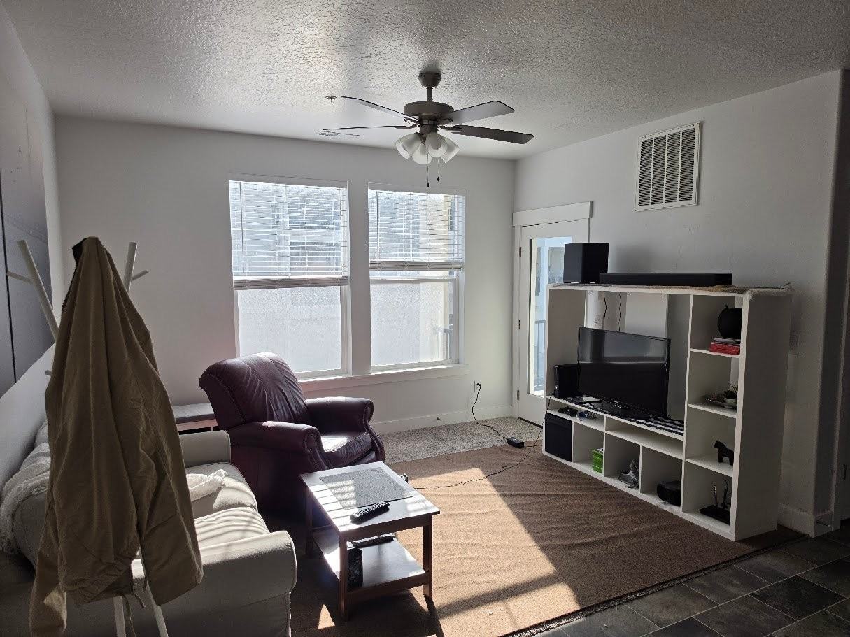 415 Nw #P - Photo 3 of 13