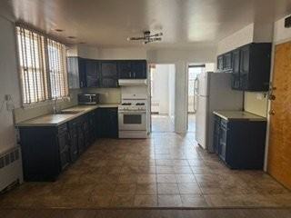13-12 130 St #1 - Photo 2 of 5