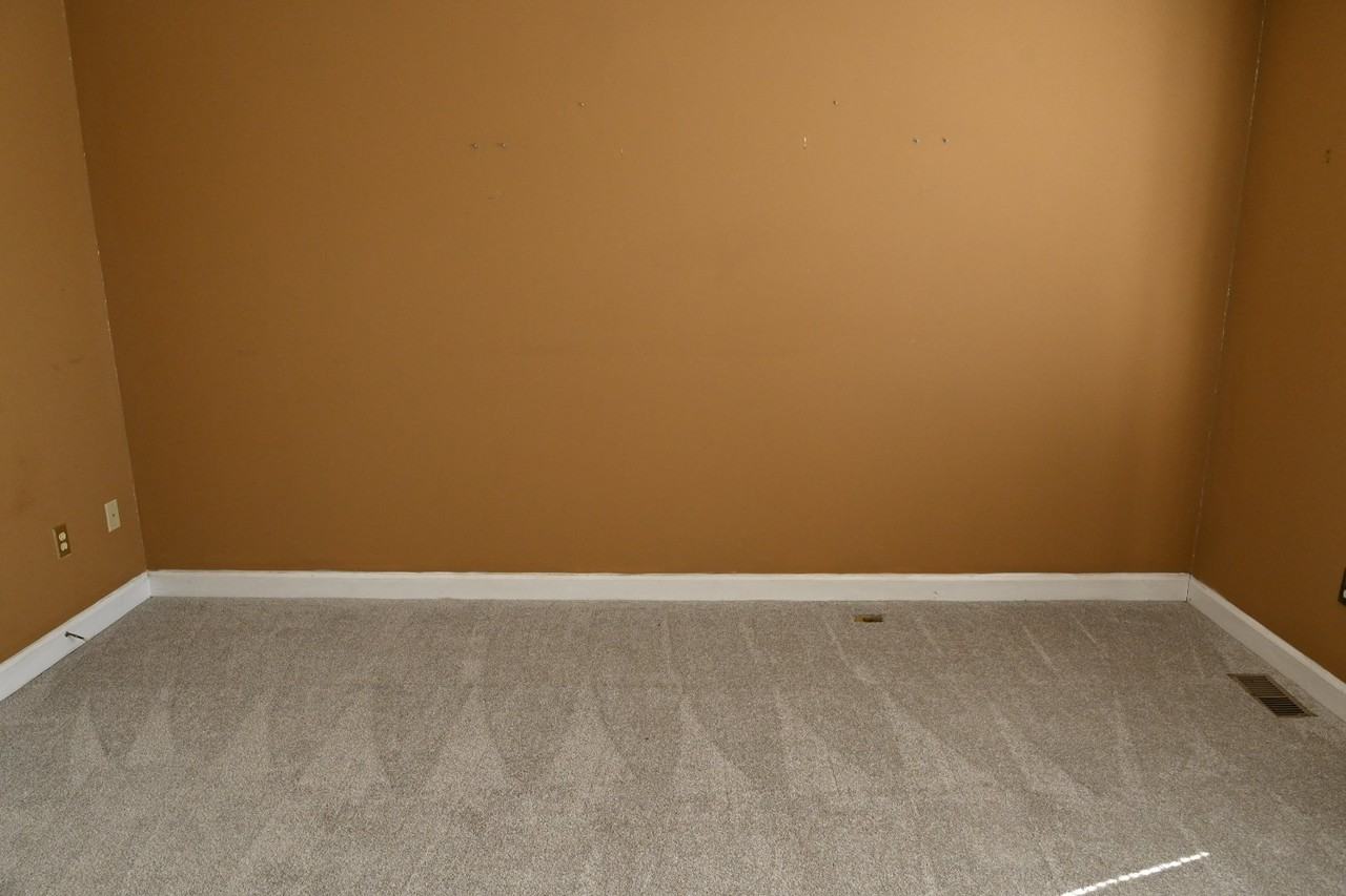 5206 Bamburg Ct - Photo 2 of 10