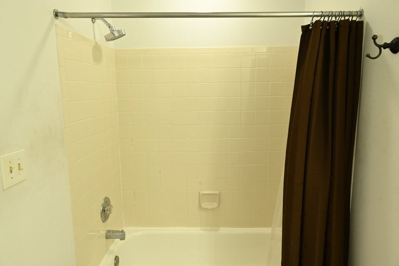 5206 Bamburg Ct - Photo 7 of 10