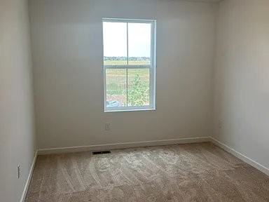 2268 Crescent Cir E - Photo 6 of 18