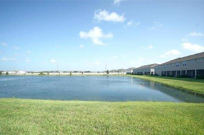 19427 Blue Pond Dr - Photo 3 of 17