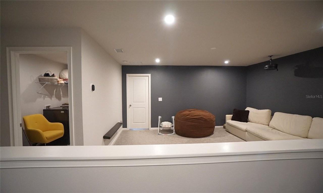 19427 Blue Pond Dr - Photo 6 of 17