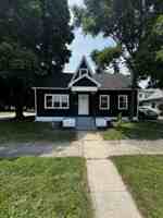 featured image of 301 N Detroit St