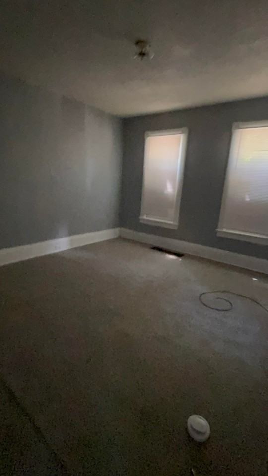 1319 W Aiken Ave - Photo 7 of 19