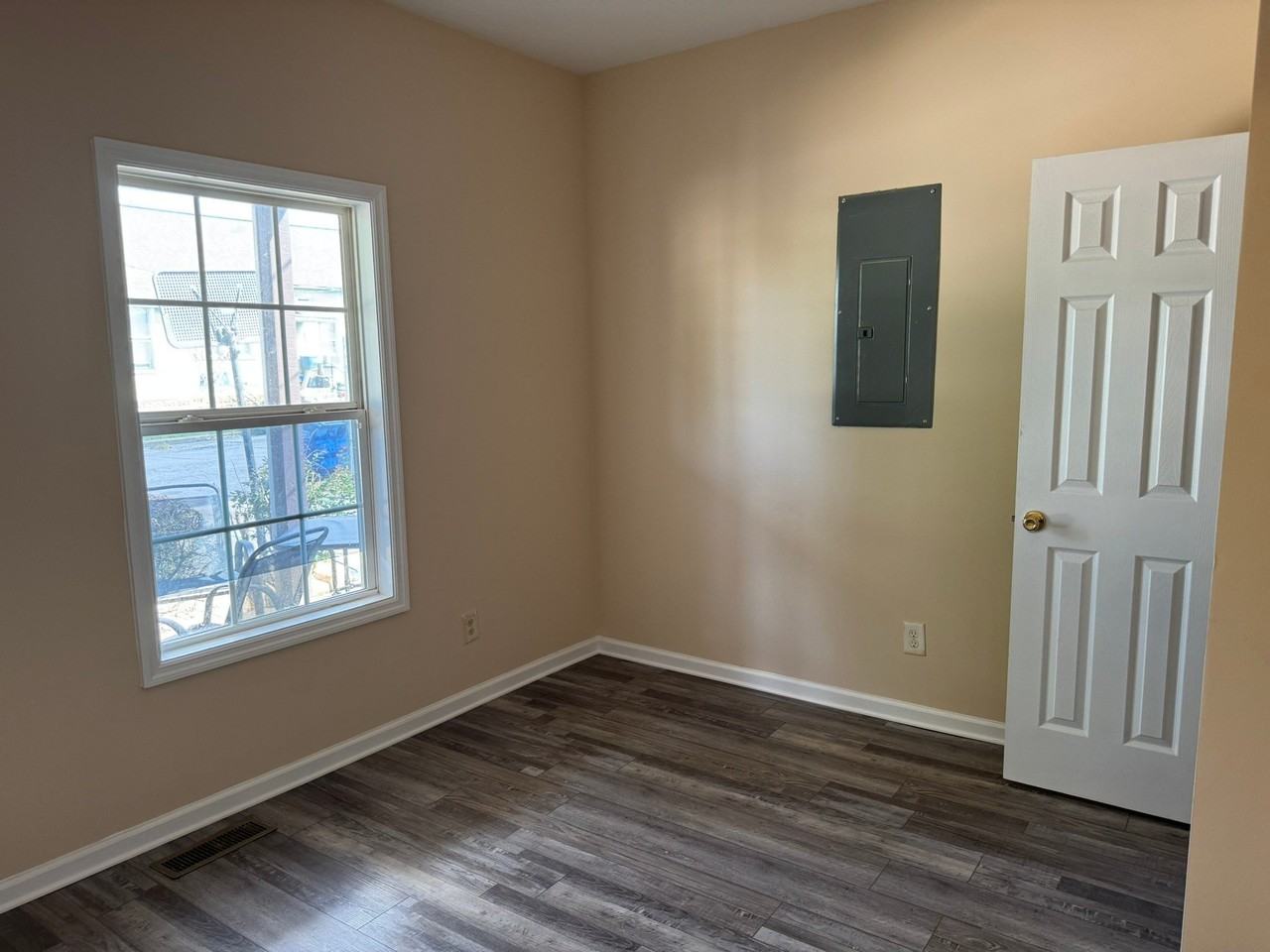 203 Goodloe St #A - Photo 7 of 12