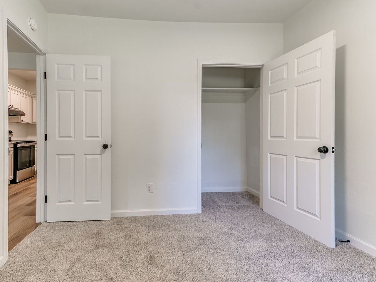 601 Se 35th St - Photo 6 of 20