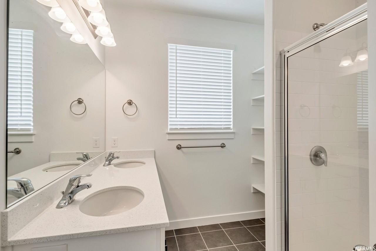 456 S Willow Leaf Rd - Photo 3 of 20