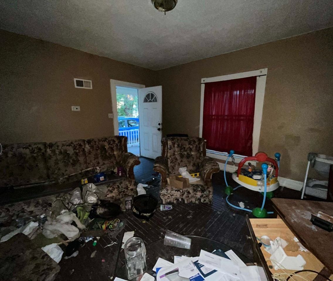 2021 Edwardsville Rd - Photo 2 of 7