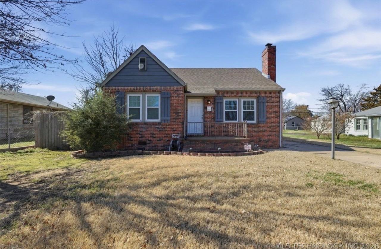 1236 S College Ave - Photo 2 of 20