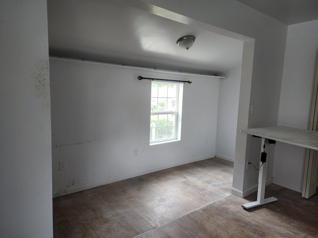 816 5th Ave Se - Photo 5 of 12