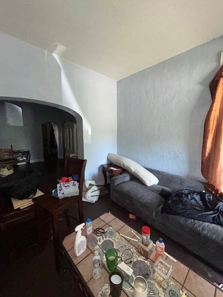 5051 Thrush Ave - Photo 6 of 20