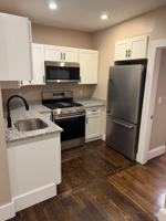 featured image of 913 Rodman St #2