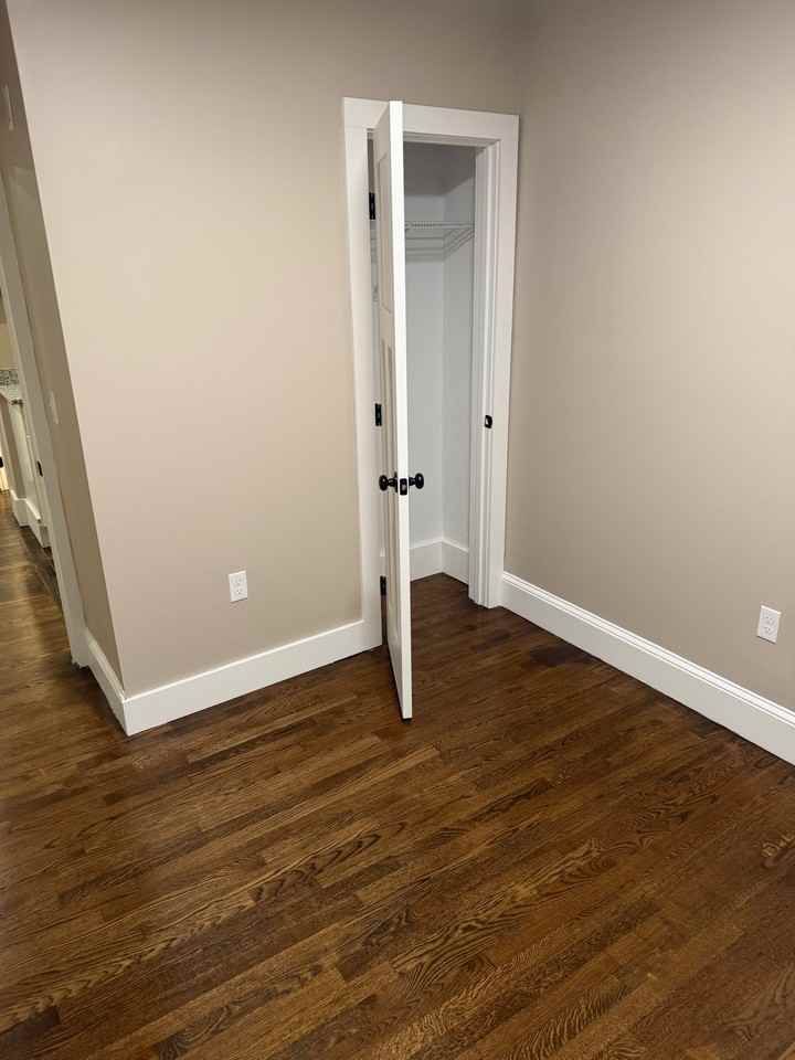 913 Rodman St #2 - Photo 3 of 11