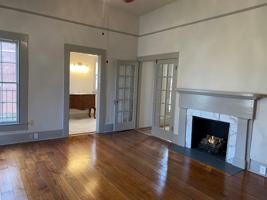 featured image of 605 E 6th St #C