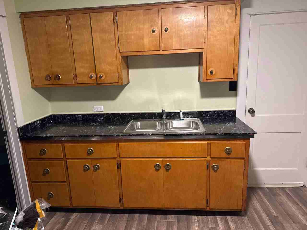 1017 Fairfield St #2 - Photo 4 of 18