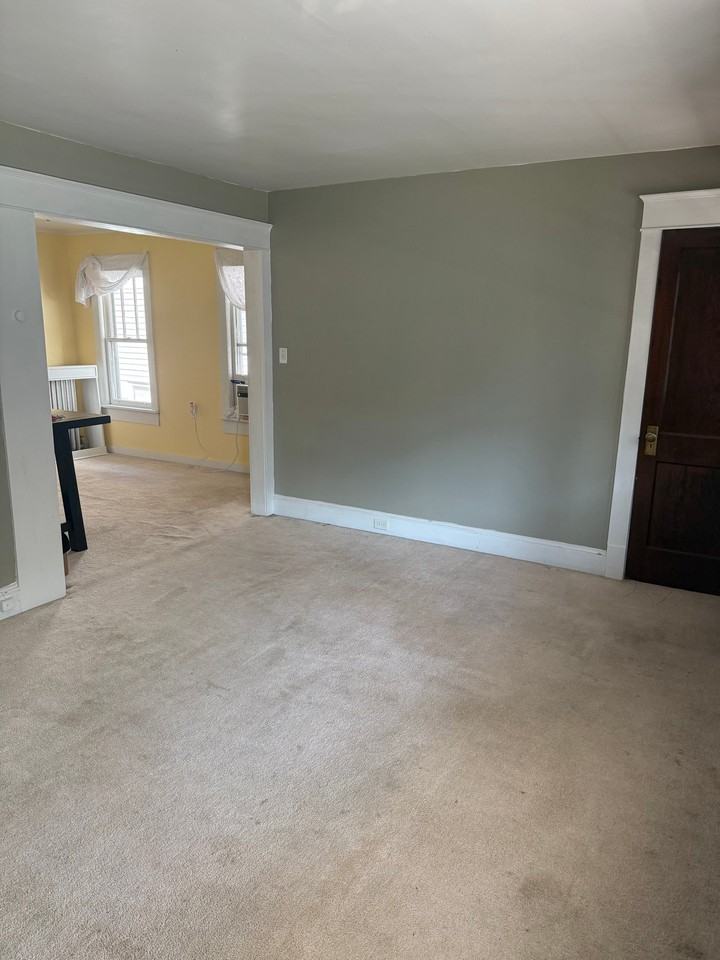 1017 Fairfield St #2 - Photo 7 of 18
