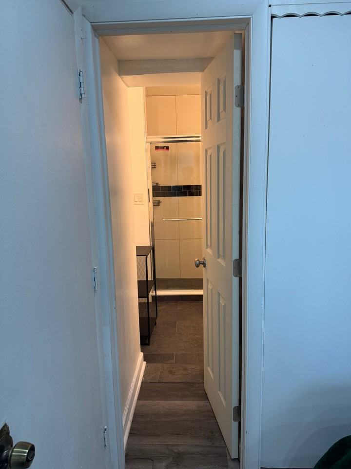 3964 Nw 39th Ave - Photo 4 of 6