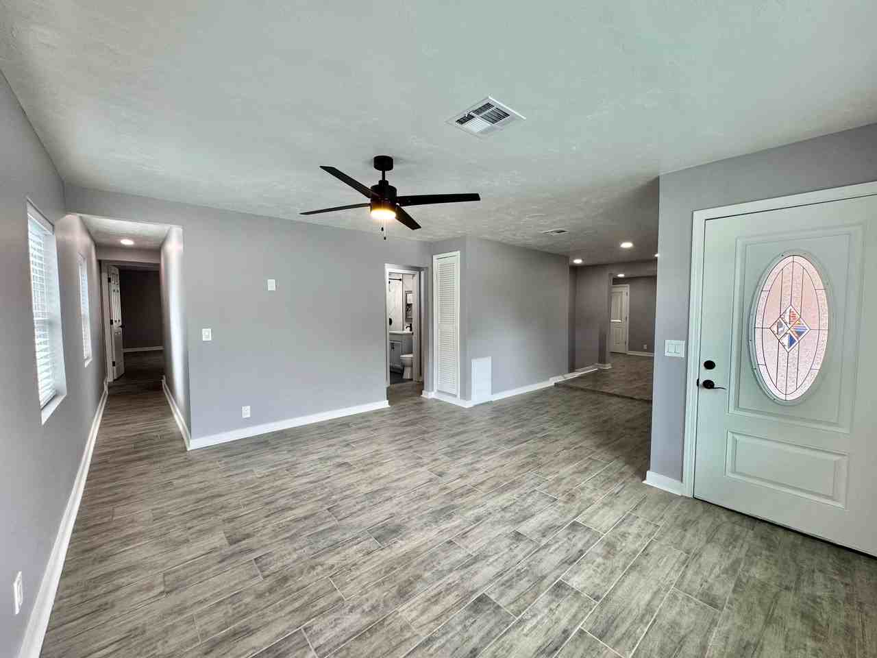2144 Westchester Dr - Photo 5 of 20