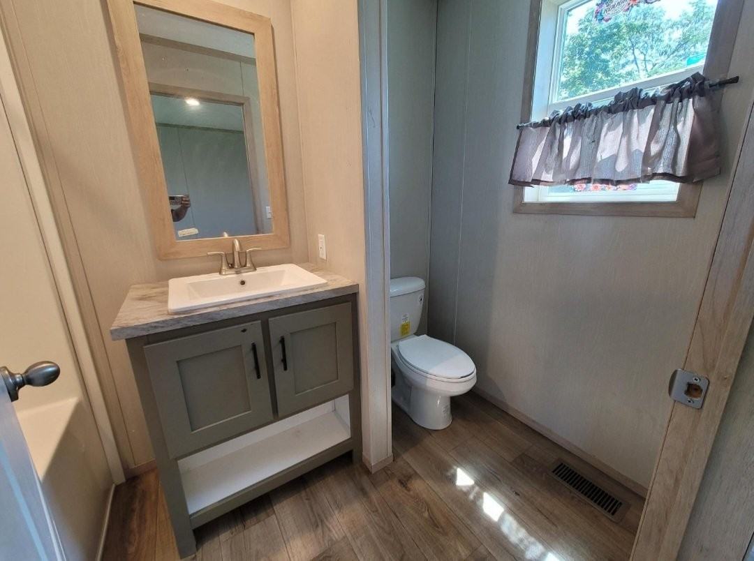 3290 Harding Hwy #211 - Photo 4 of 11