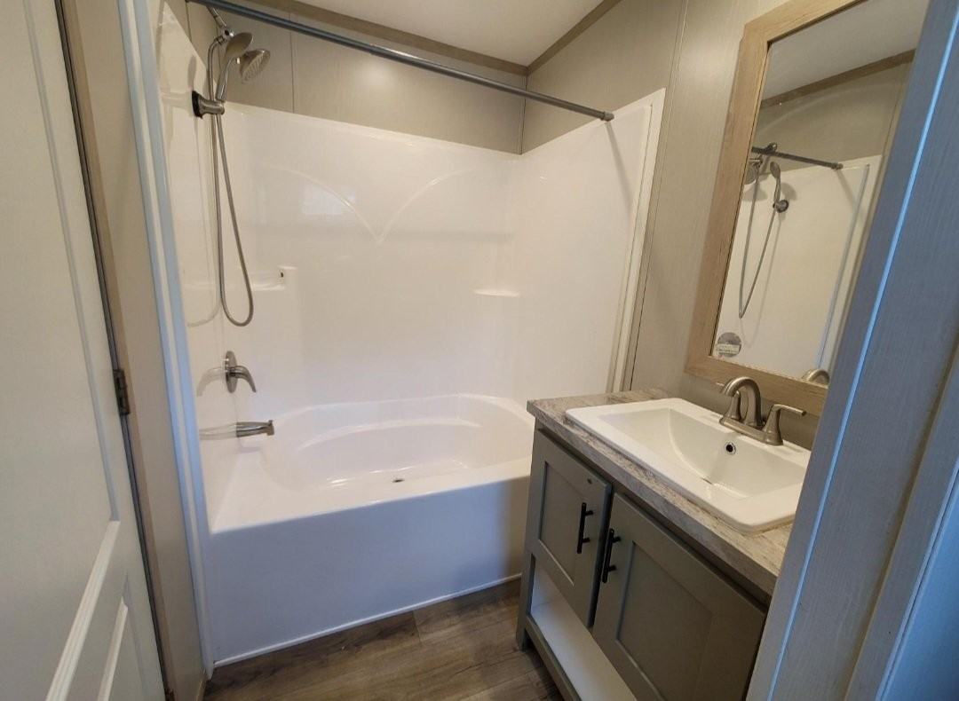 3290 Harding Hwy #211 - Photo 5 of 11