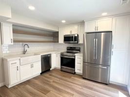 featured image of 10218 N Bayhill Dr #BS