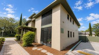 Hemlock St 10352-10358 - SH1 - Photo 1 of 1