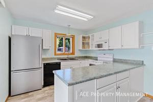 featured image of 3738 Park Dr