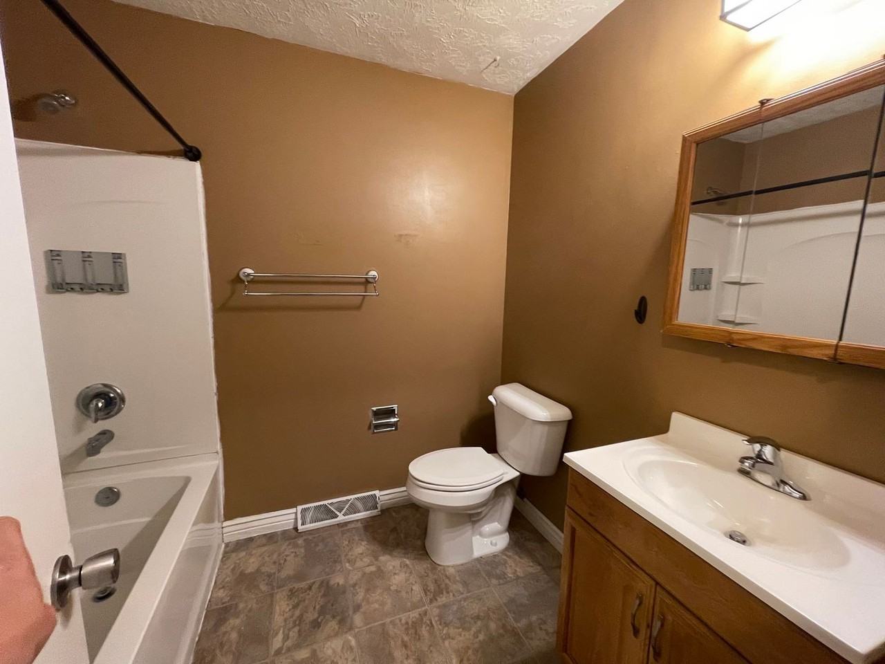 15112 Lincoln Cir - Photo 7 of 14