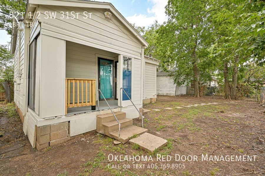 821 1/2 Sw 31st St - Photo 7 of 14