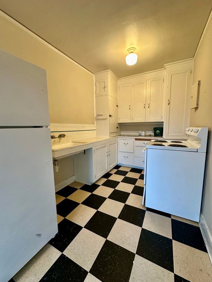 1505 NW 60th St. - Photo 2 of 9